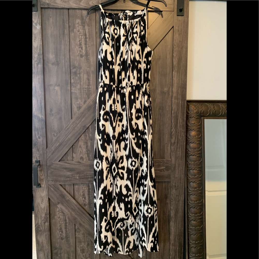 Athleta Ikat maxi dress black and white size small